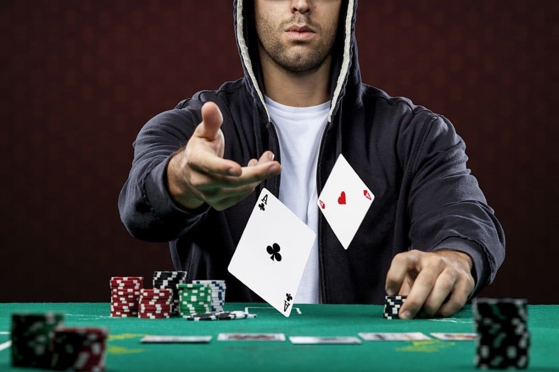 hrát poker v kasinu mostbet